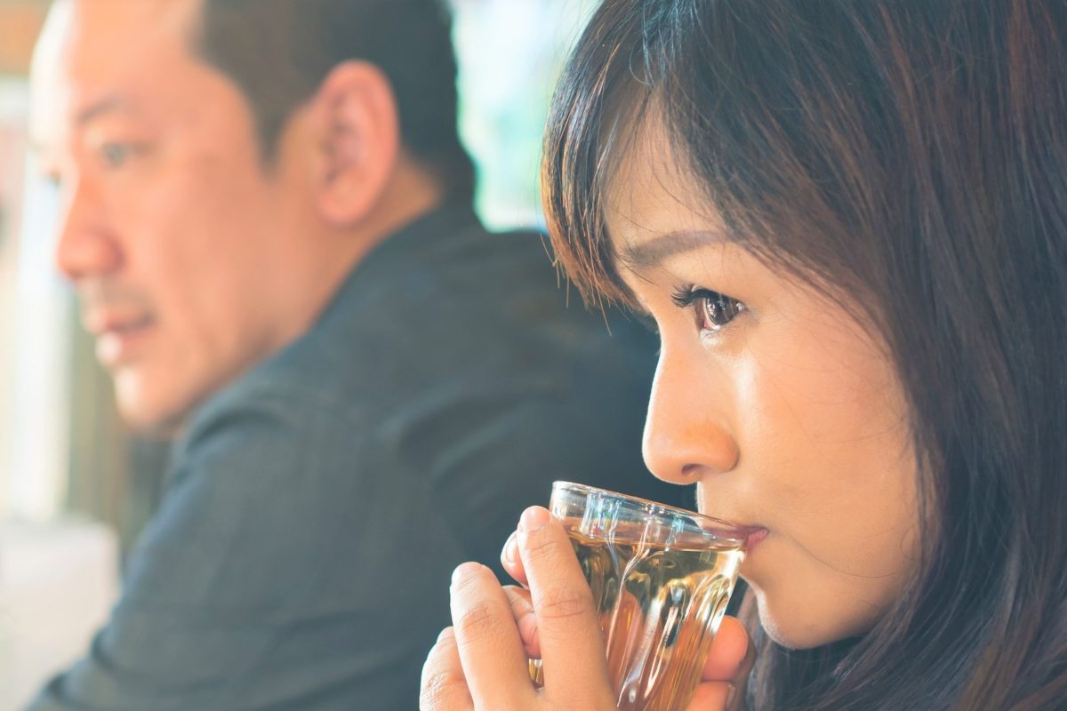 カフェのカップル