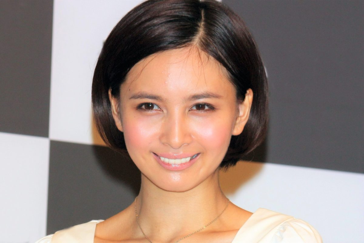 加藤夏希 第3子の出産を報告 正期産ではないけれど Fumumu