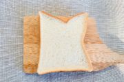 山本ゆりさん考案「食パンの食べ方」が簡単で絶品　甘辛好きはハマる…