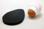 ダイソーで買える”あぶらとり”アイテム2種　使い比べてわかった違いとは…？